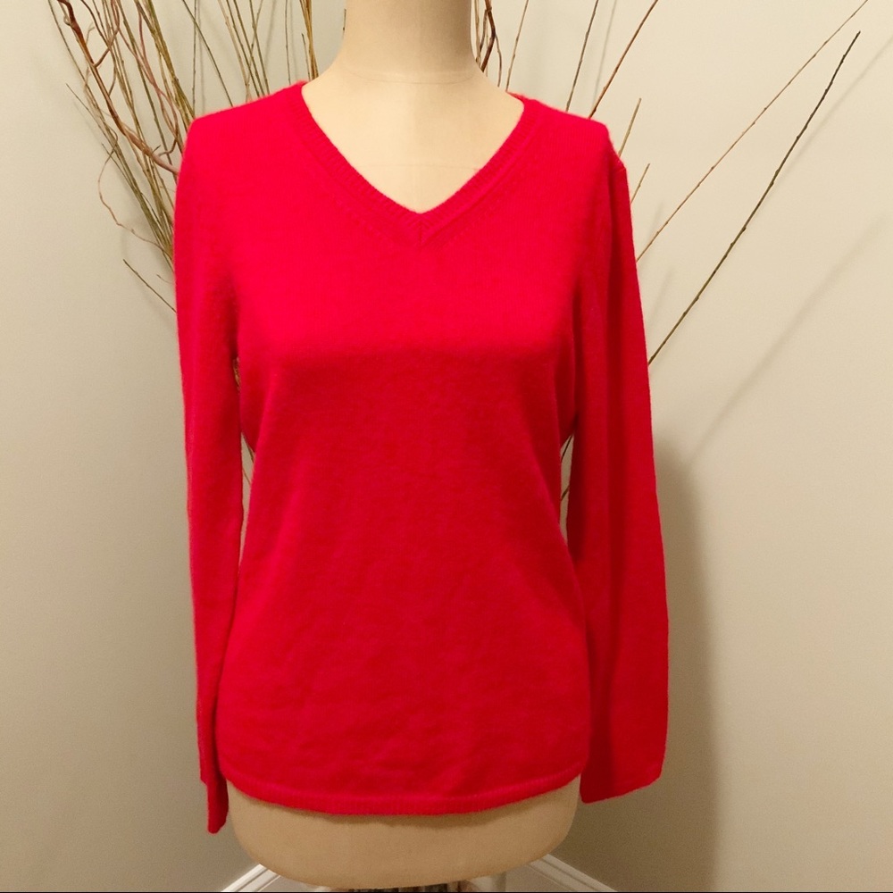Peck & Peck Red Cashmere sweater size small